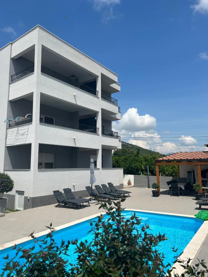 Villa Apartments Aa 1 Trogir Exterior foto
